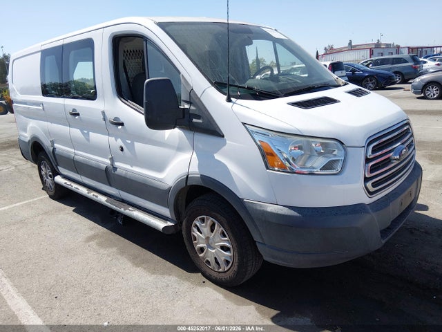 Salvage Ford Transit Image