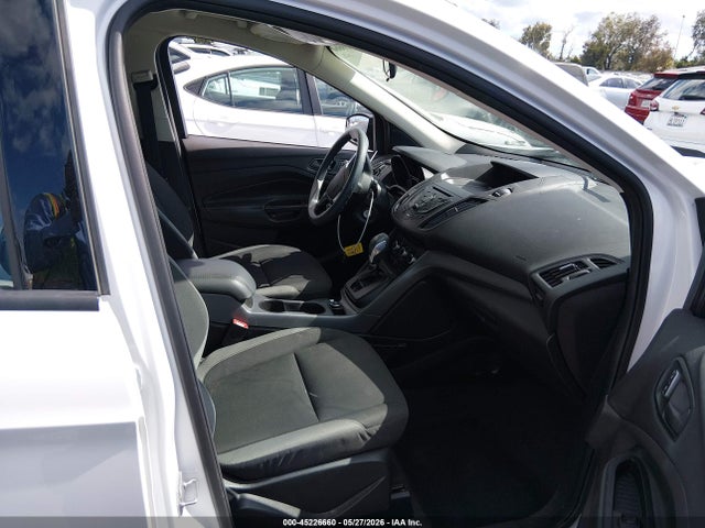 Ford Escape S