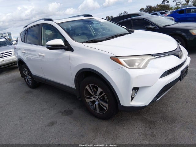 Salvage Toyota RAV4 Image