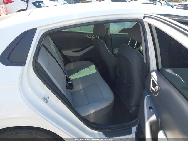 Hyundai Ioniq Blue