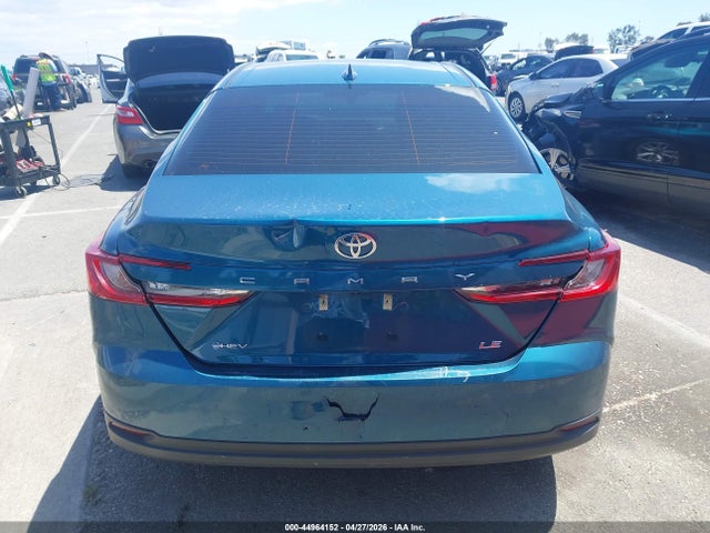 Toyota Camry Le