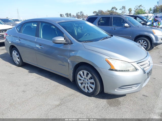 Salvage Nissan Sentra Image