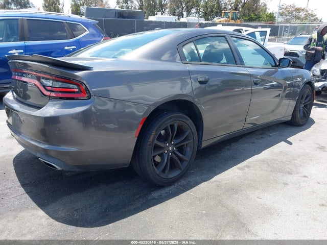 Dodge Charger Sxt Rwd