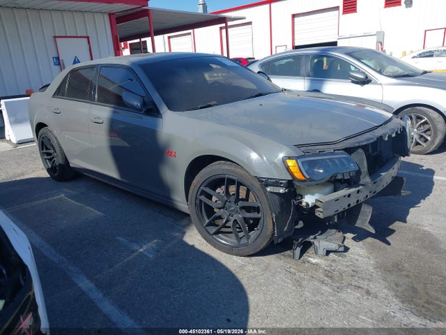 Salvage Chrysler 300 Image