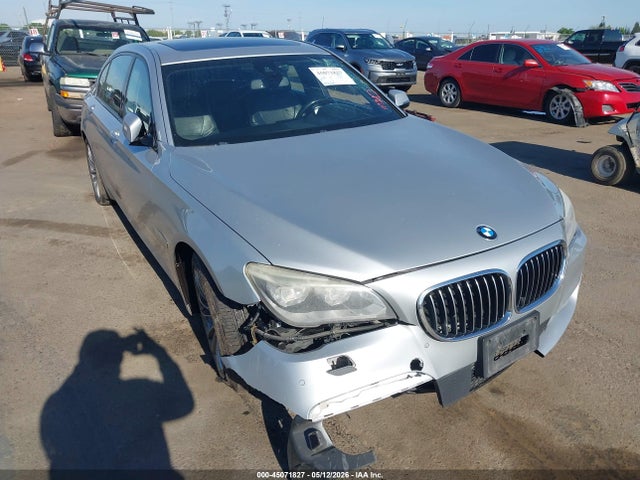 Salvage BMW 7 Series Image