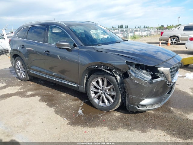 Salvage Mazda Cx Image