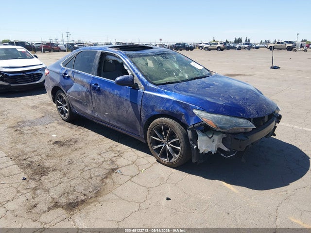 Salvage Toyota Camry Image