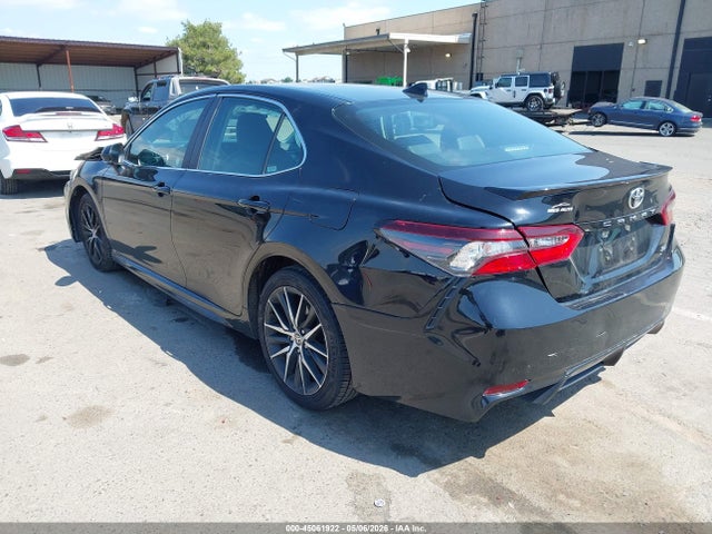 Toyota Camry Se