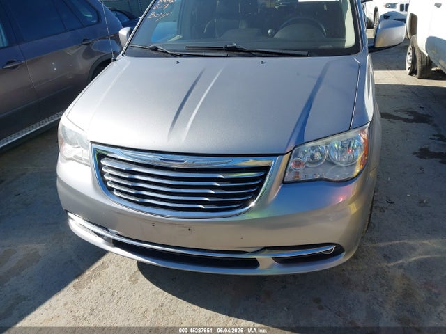 Chrysler Town & Country Touring
