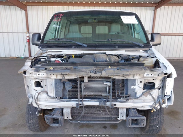 Ford E-150 Commercial