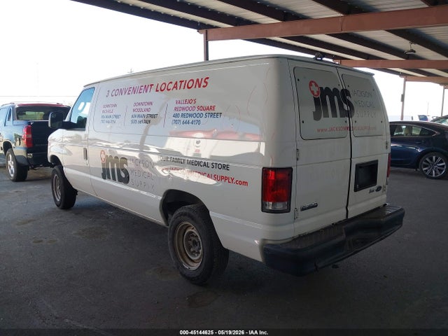 Ford E-150 Commercial