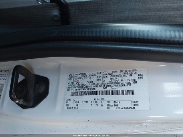 Ford E-150 Commercial