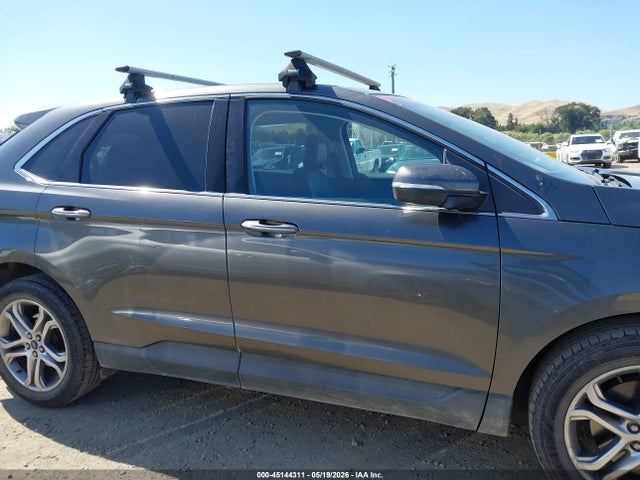Ford Edge Titanium