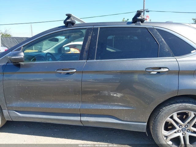 Ford Edge Titanium