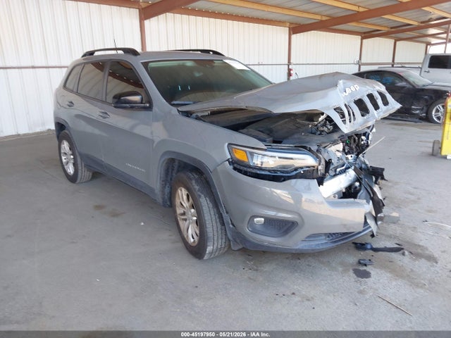 Salvage Jeep Cherokee Image