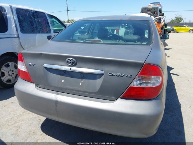 Toyota Camry Le