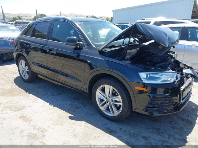 Salvage Audi Q3 Image