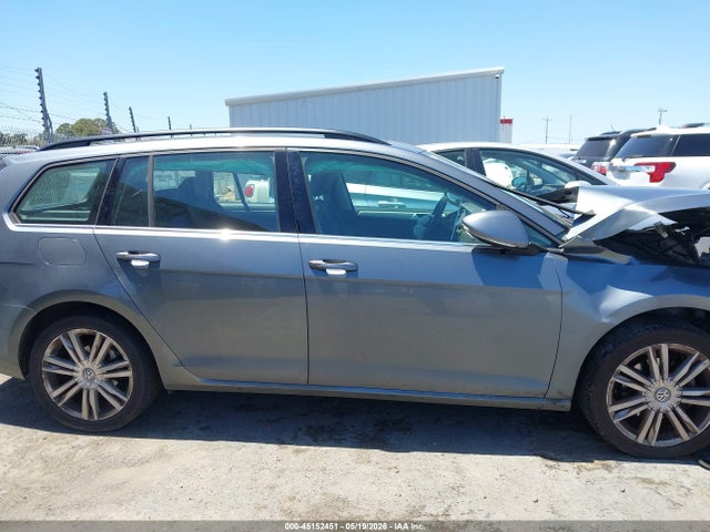 Volkswagen Golf Tdi Se 4-door