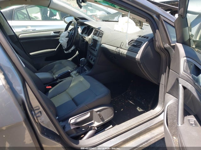 Volkswagen Golf Tdi Se 4-door