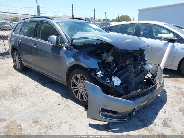 Salvage Volkswagen Golf Image
