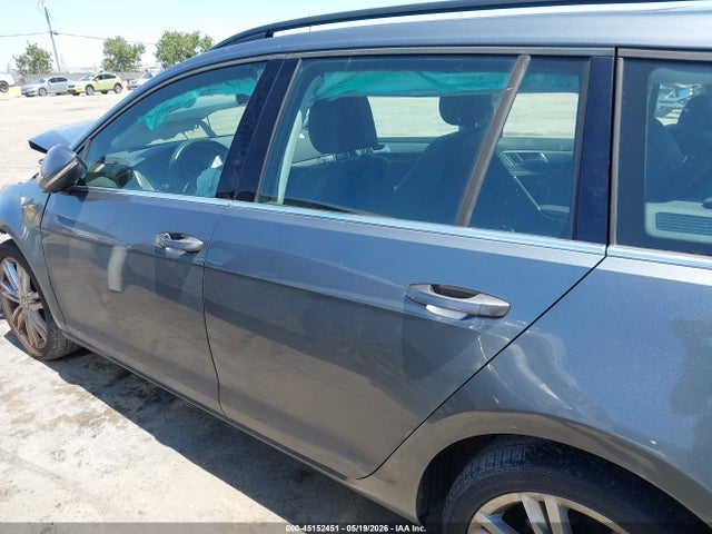 Volkswagen Golf Tdi Se 4-door