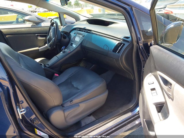 Toyota Prius Three