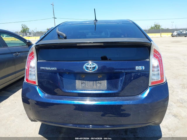 Toyota Prius Three