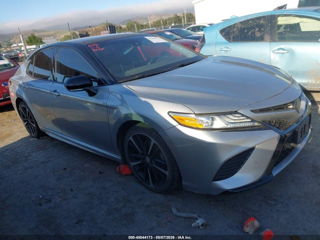 Salvage Toyota Camry Image