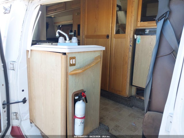 Dodge Ram Van B3500