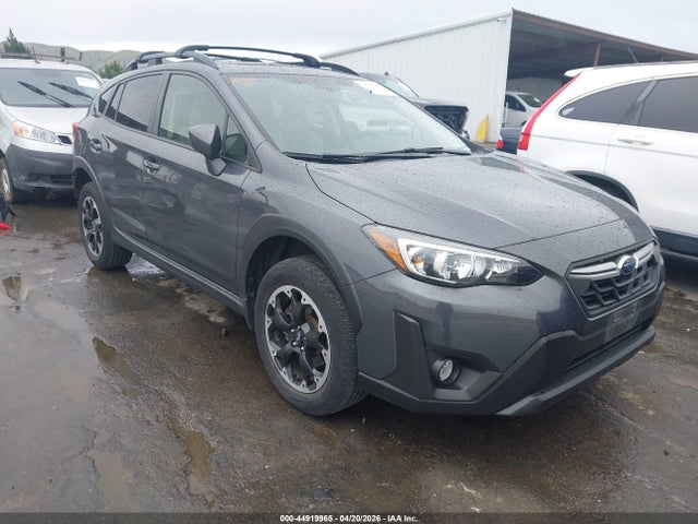 Salvage Subaru Crosstrek Image