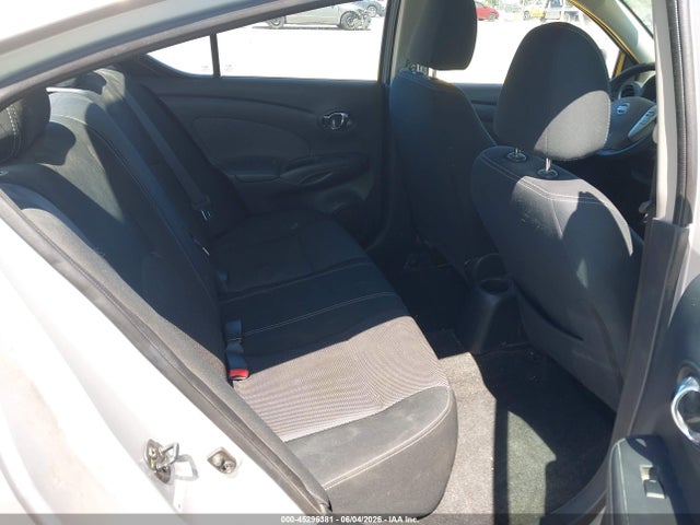 Nissan Versa 1.6 Sv