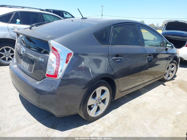 Toyota Prius Five