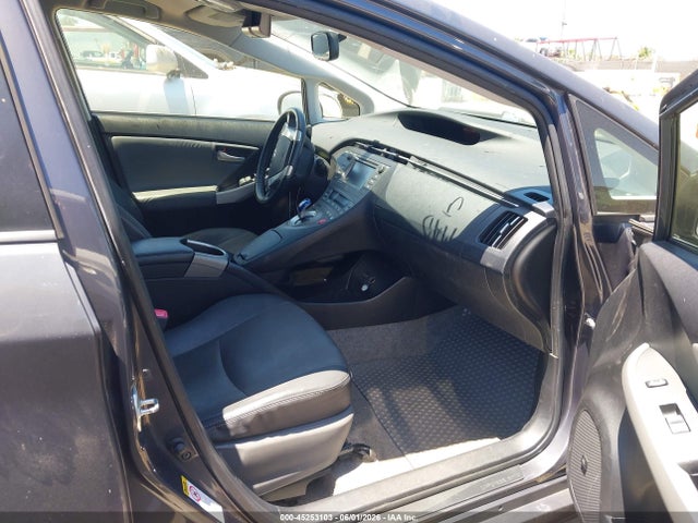 Toyota Prius Five