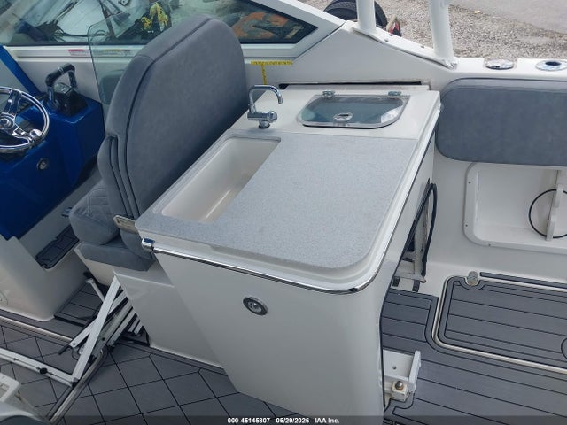 Stingray 27