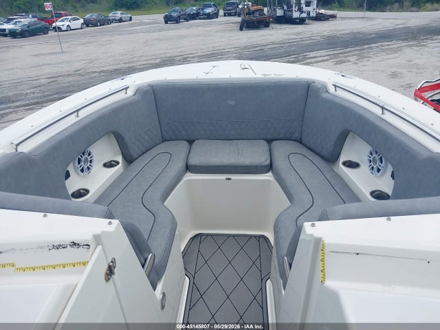 Stingray 27