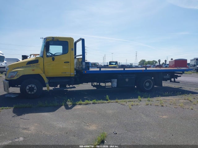 Hino 258