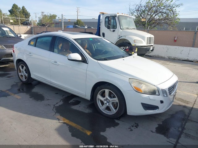 Salvage Volvo S60 Image