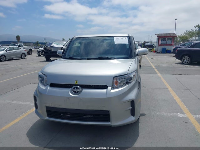 Scion xB