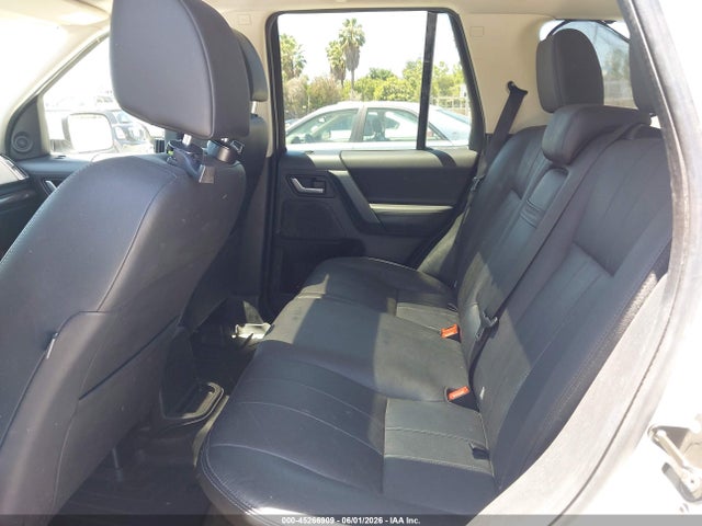 Land Rover LR2