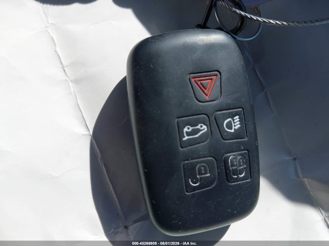 Land Rover LR2