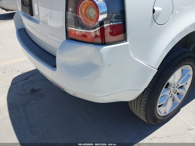 Land Rover LR2