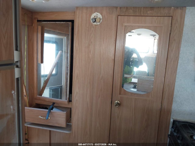 Ford E-350