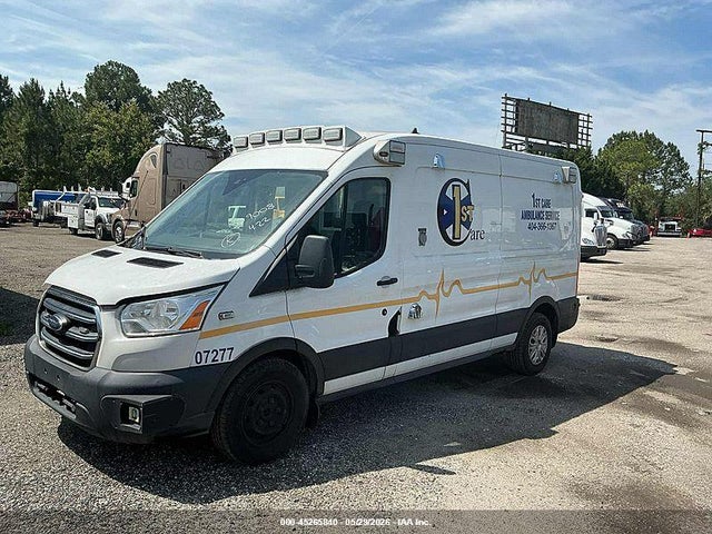 Salvage Ford Transit Image