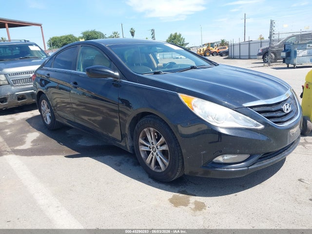 Salvage Hyundai SONATA Image