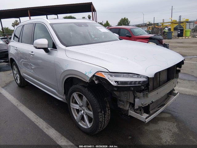 Salvage Volvo XC90 Image