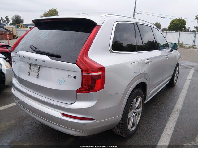 Volvo XC90 T5 Momentum 7 Passenger