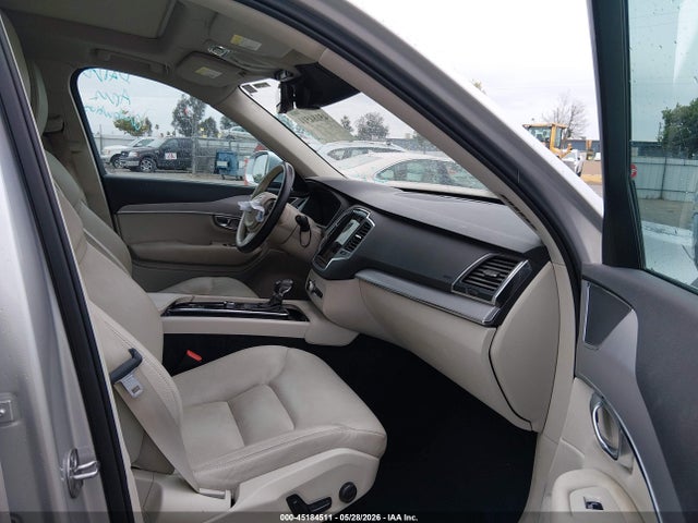 Volvo XC90 T5 Momentum 7 Passenger