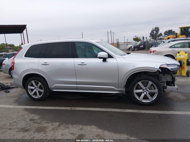 Volvo XC90 T5 Momentum 7 Passenger