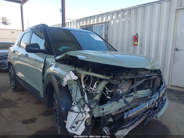 Salvage Chevrolet Trailblazer Image