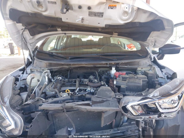 Nissan Versa 1.6 S